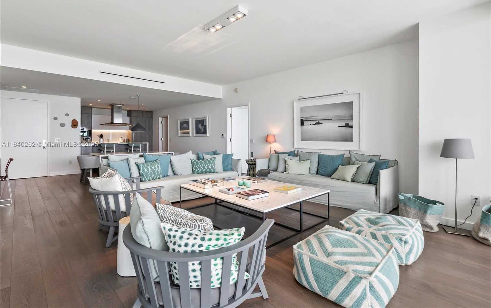 Small Image of 360 OCEAN DR #704S, Key Biscayne Number 5