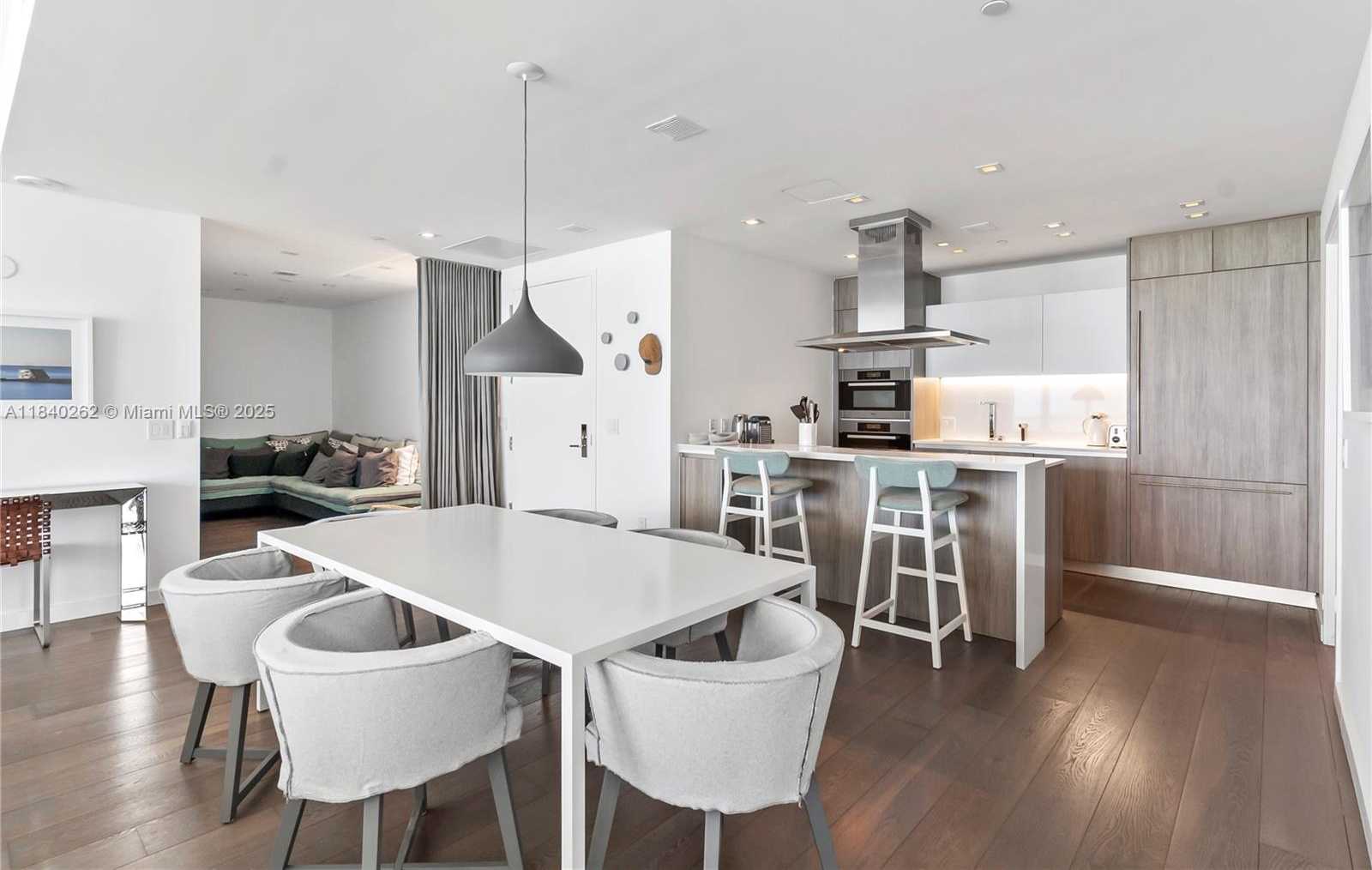 Small Image of 360 OCEAN DR #704S, Key Biscayne Number 8