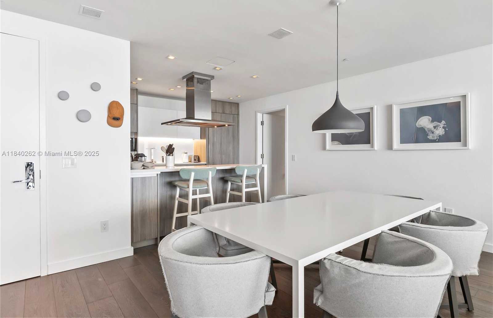 Small Image of 360 OCEAN DR #704S, Key Biscayne Number 9
