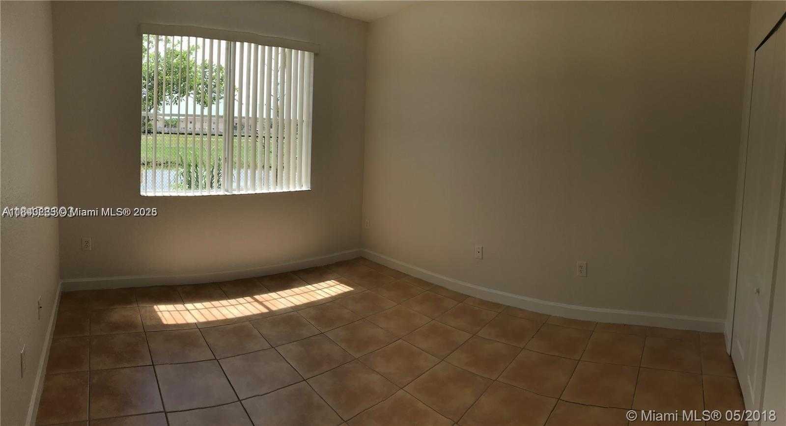 Small Image of 17720 NORTH WEST 73RD AVE #105, Hialeah Number 14