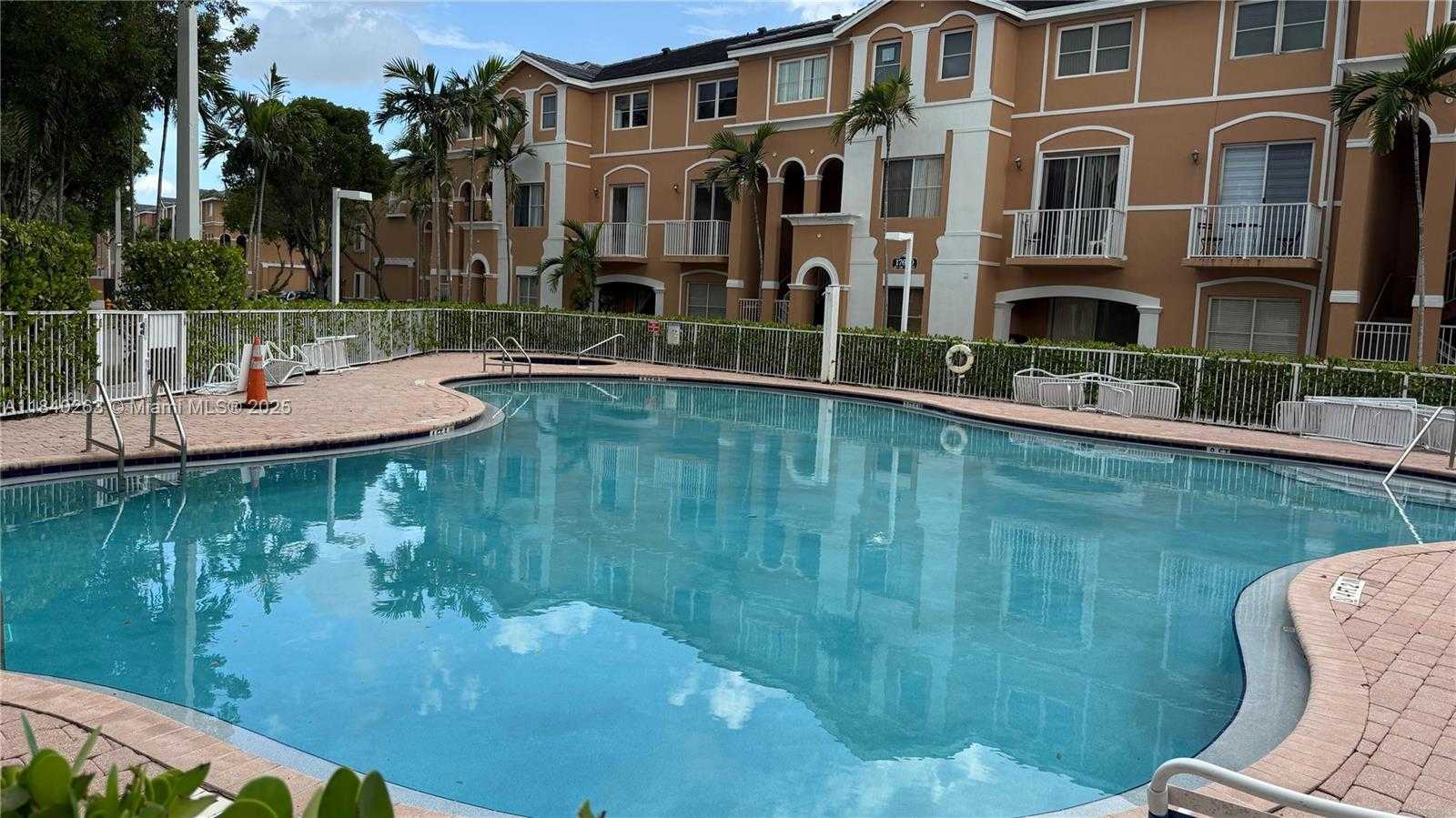 Small Image of 17720 NORTH WEST 73RD AVE #105, Hialeah Number 25