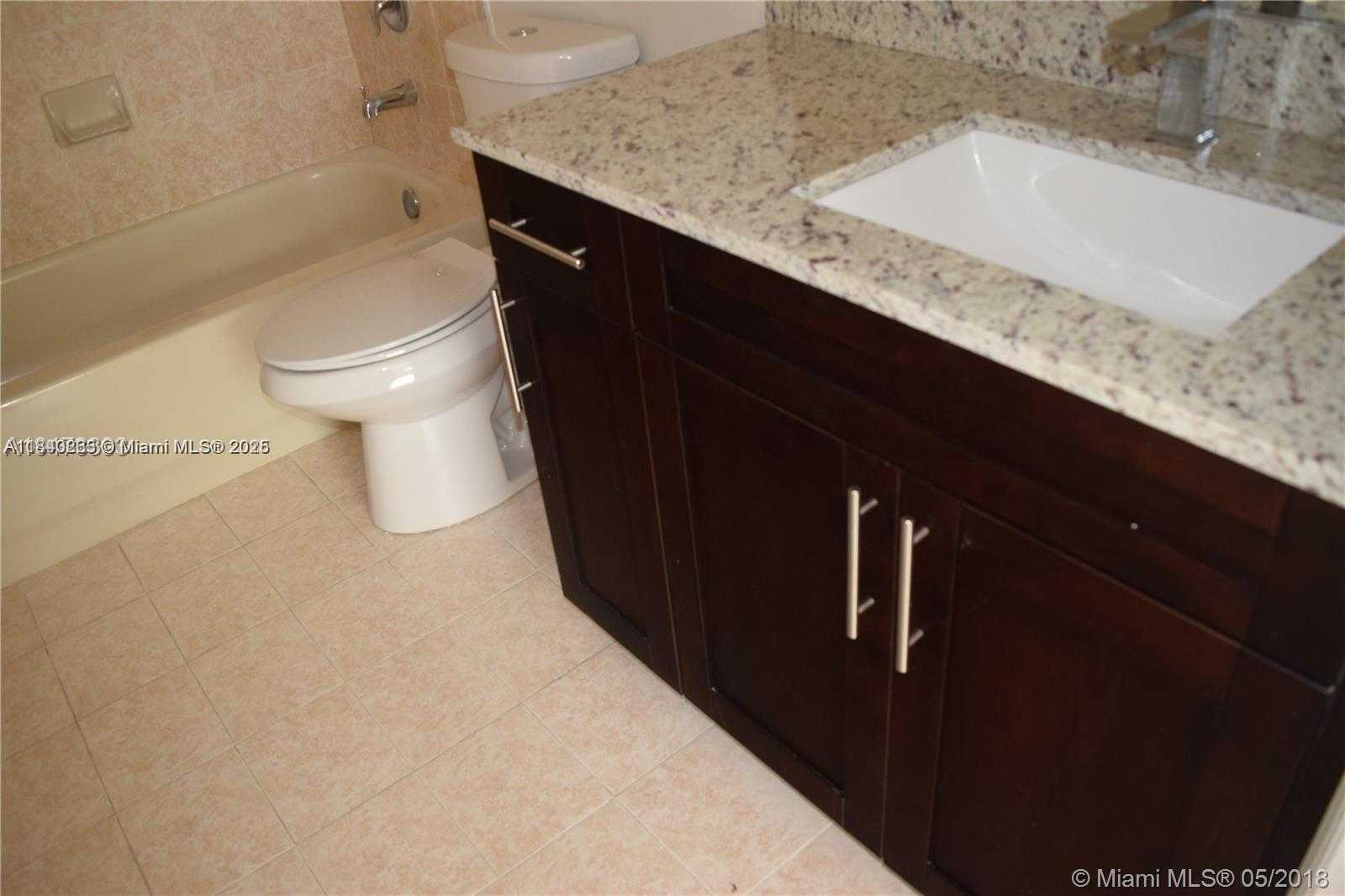 Small Image of 17720 NORTH WEST 73RD AVE #105, Hialeah Number 7
