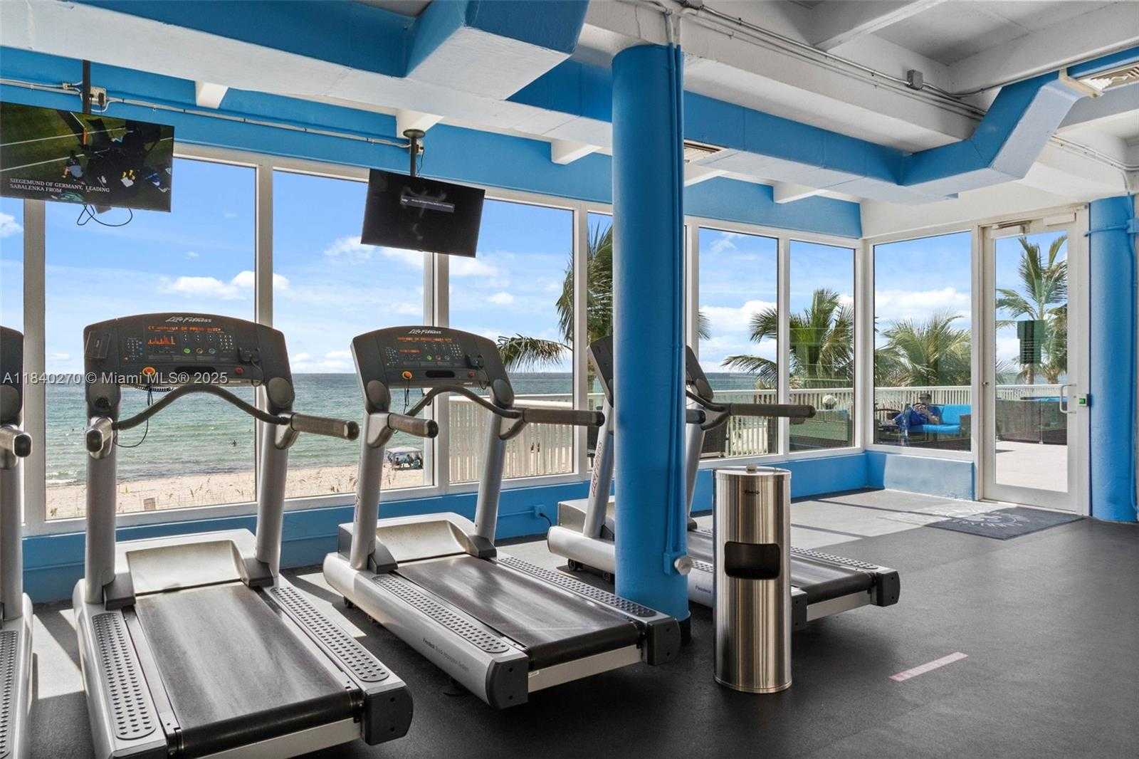 Small Image of 5401 COLLINS AVE #629, Miami Beach Number 20