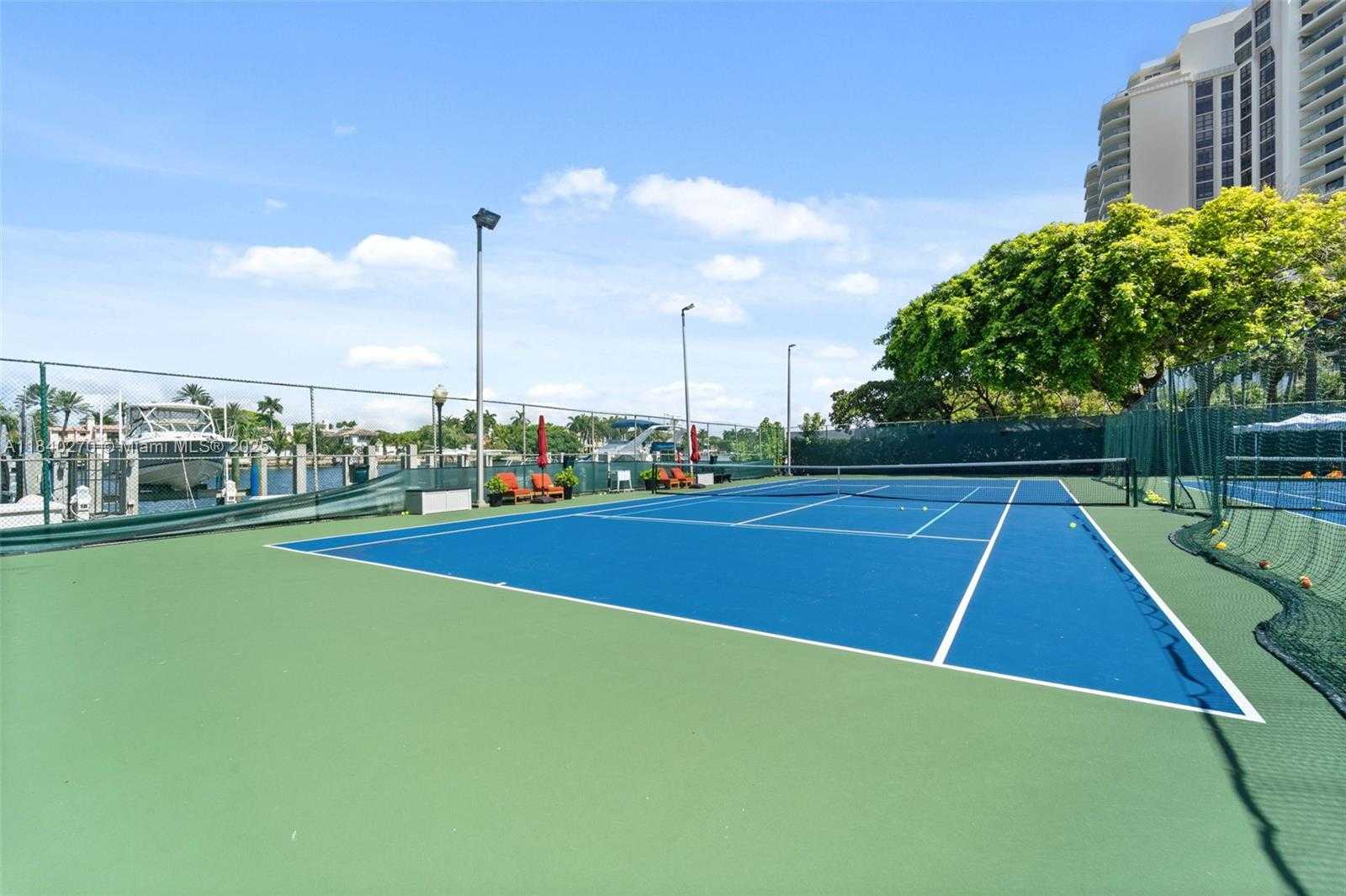 Small Image of 5401 COLLINS AVE #629, Miami Beach Number 23