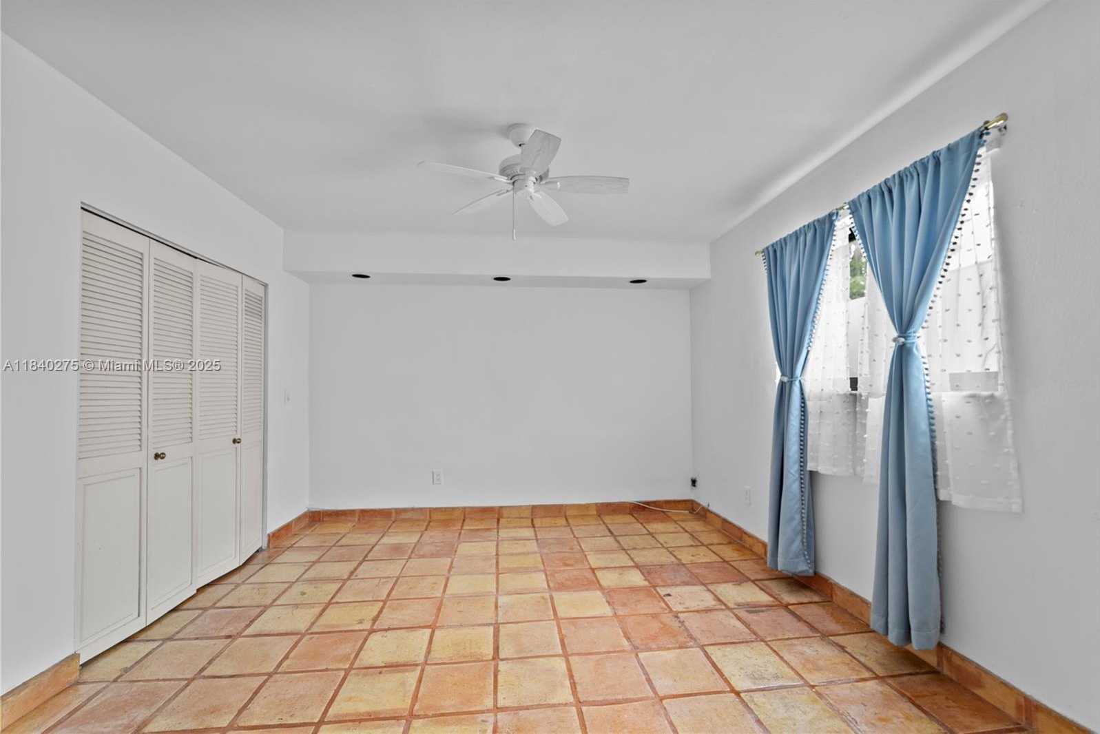 Small Image of 2924 DAY AVE #N211, Miami Number 11