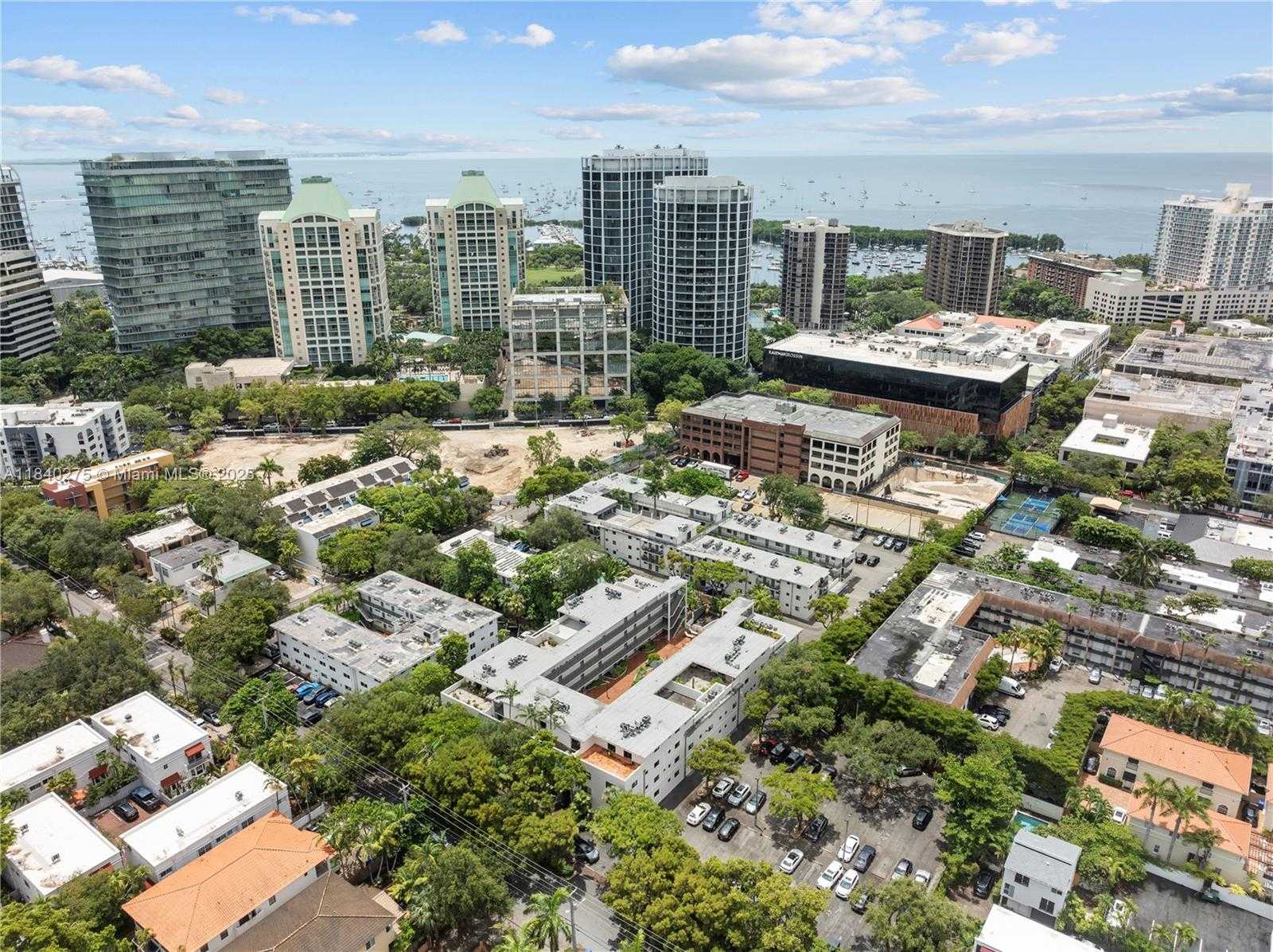 Small Image of 2924 DAY AVE #N211, Miami Number 15