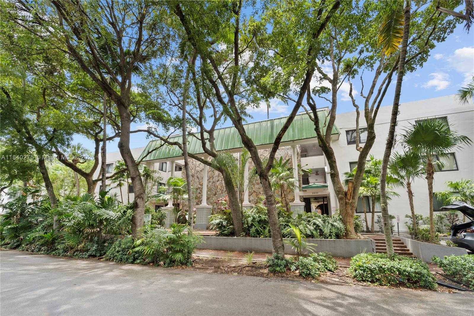 Small Image of 2924 DAY AVE #N211, Miami Number 24