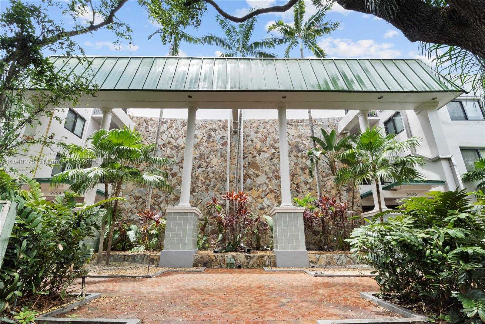 Small Image of 2924 DAY AVE #N211, Miami Number 25