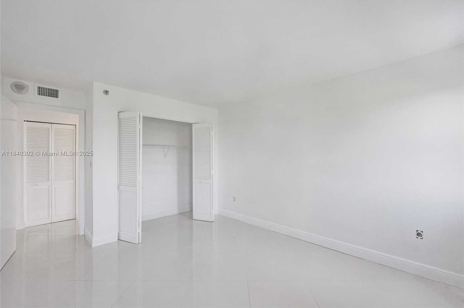 Small Image of 1201 SOUTH OCEAN DR #402S, Hollywood Number 14