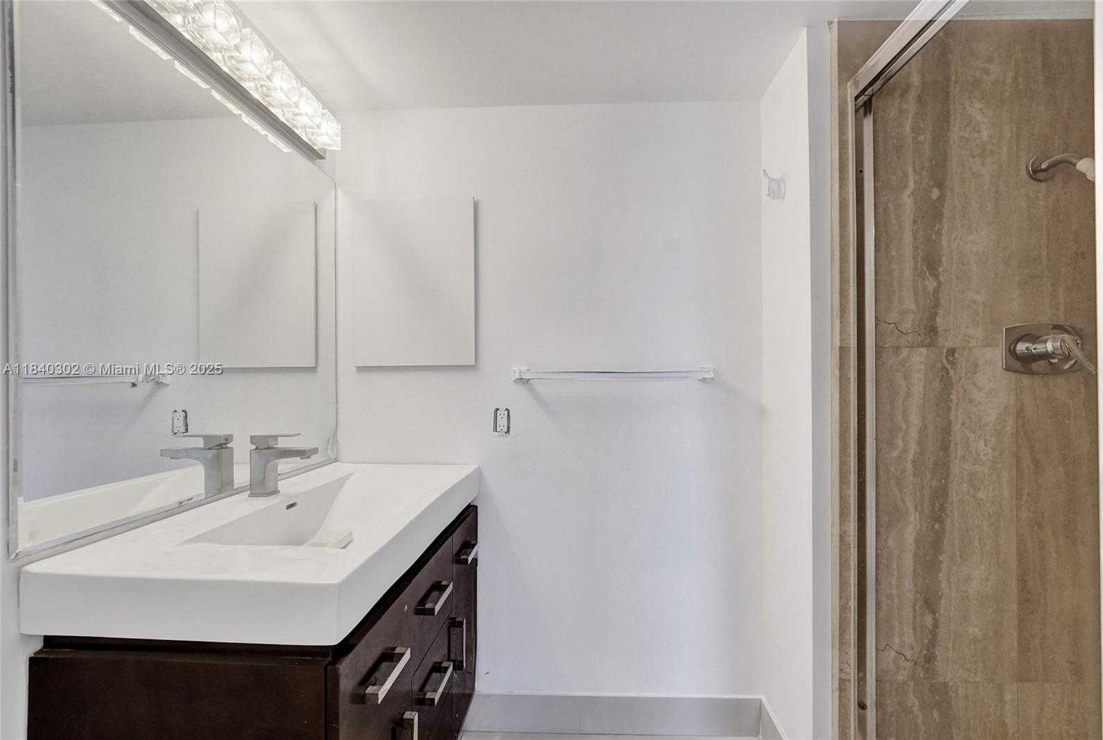 Small Image of 1201 SOUTH OCEAN DR #402S, Hollywood Number 17