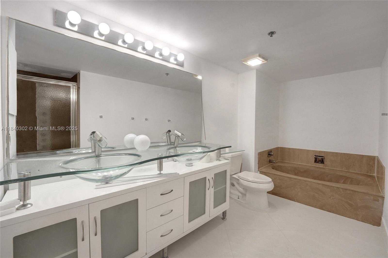 Small Image of 1201 SOUTH OCEAN DR #402S, Hollywood Number 21