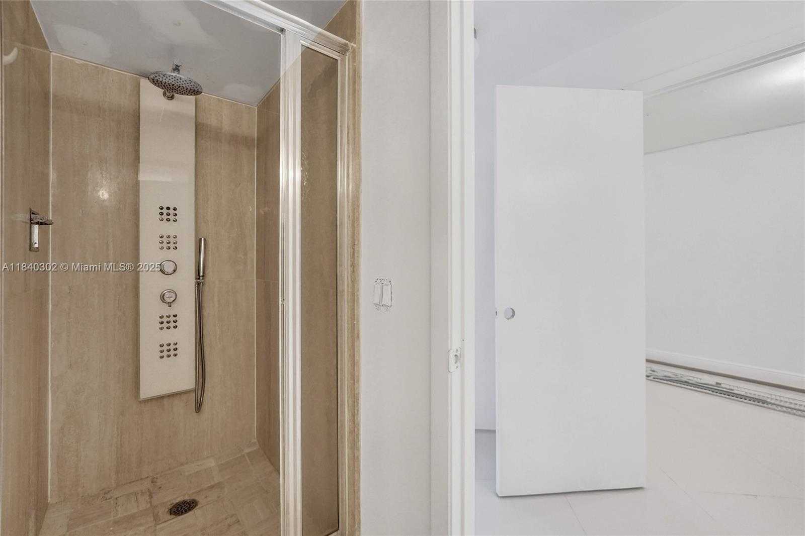 Small Image of 1201 SOUTH OCEAN DR #402S, Hollywood Number 22