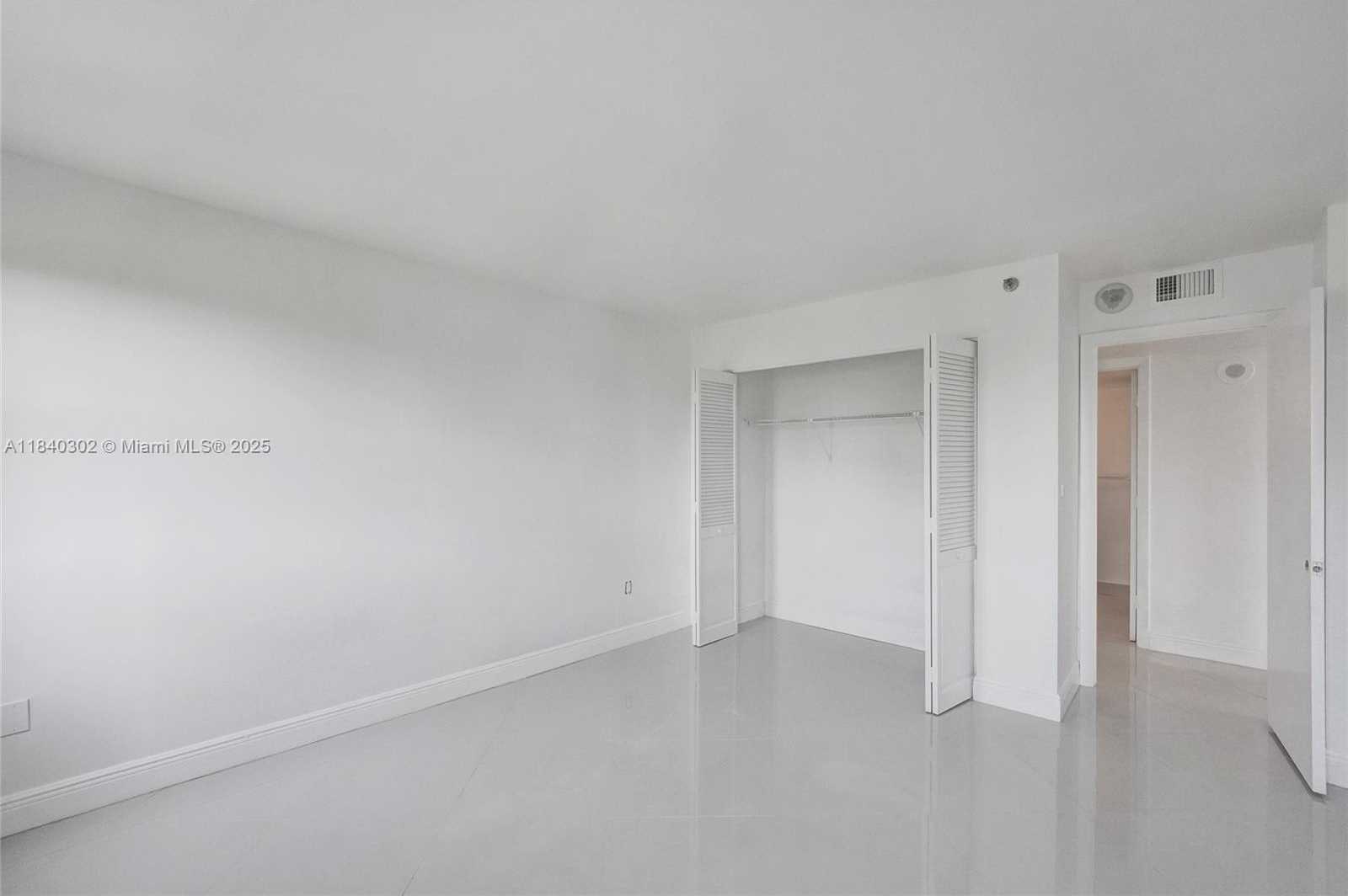 Small Image of 1201 SOUTH OCEAN DR #402S, Hollywood Number 27