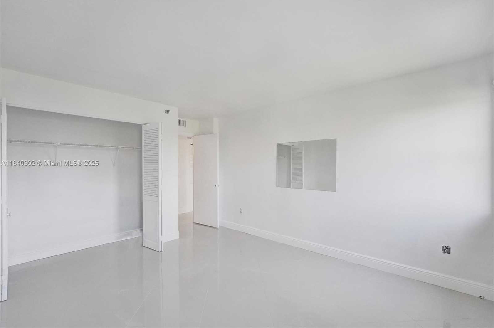 Small Image of 1201 SOUTH OCEAN DR #402S, Hollywood Number 28