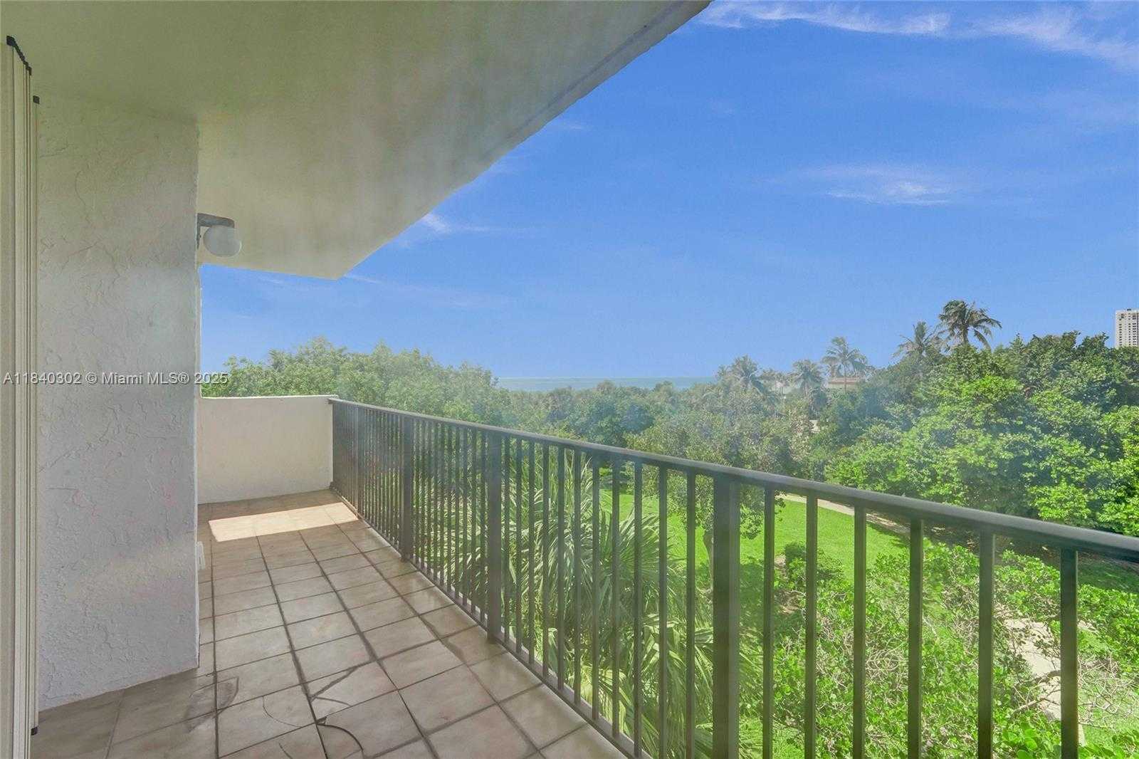 Small Image of 1201 SOUTH OCEAN DR #402S, Hollywood Number 5
