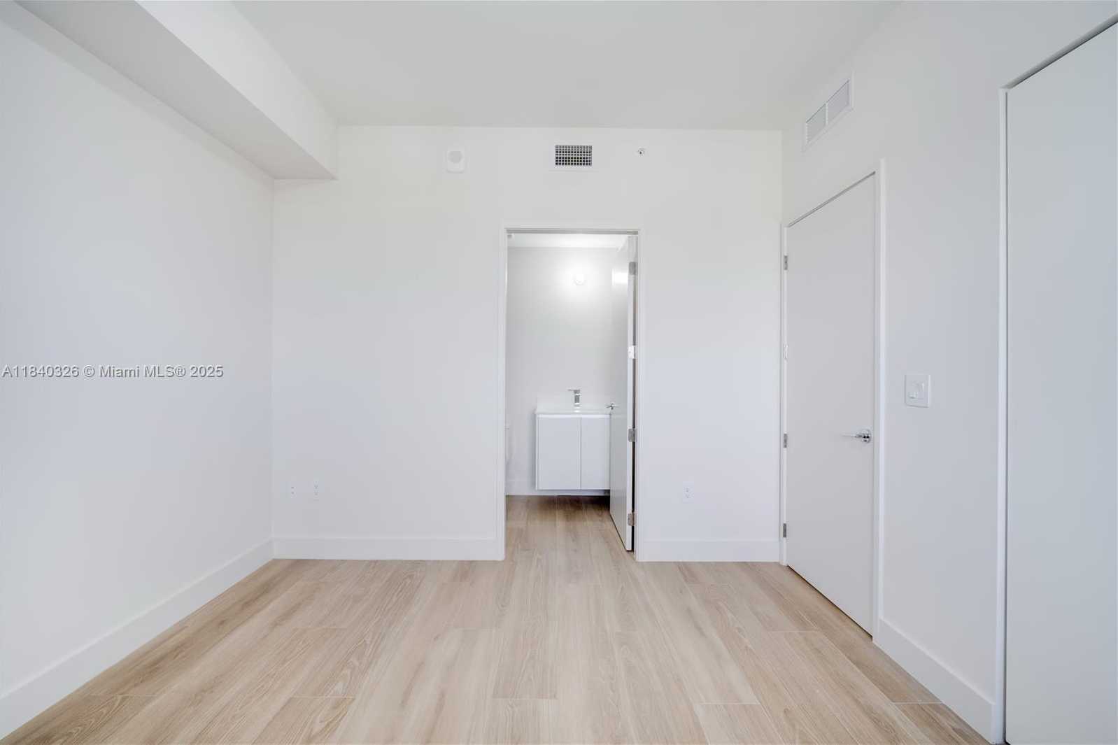 Small Image of 700 NORTH EAST 24 STREET #4203, Miami Number 24
