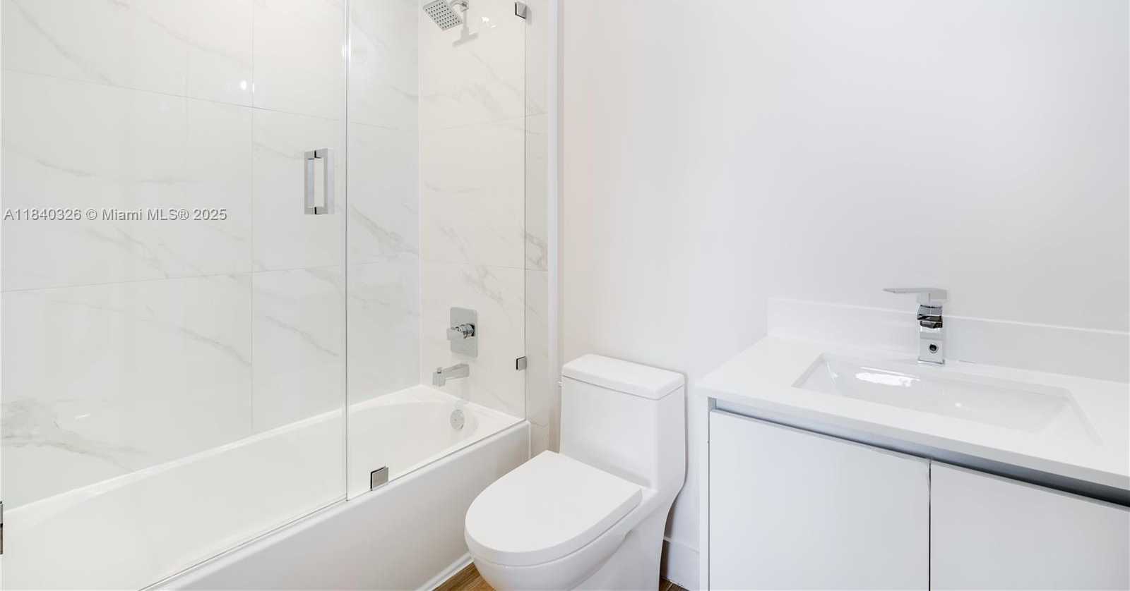 Small Image of 700 NORTH EAST 24 STREET #4203, Miami Number 26