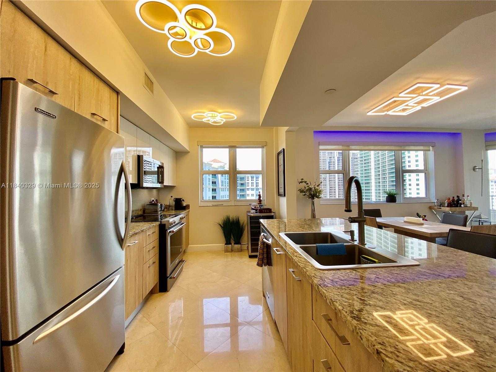 Small Image of 19900 EAST COUNTRY CLUB DR #1220, Aventura Number 4