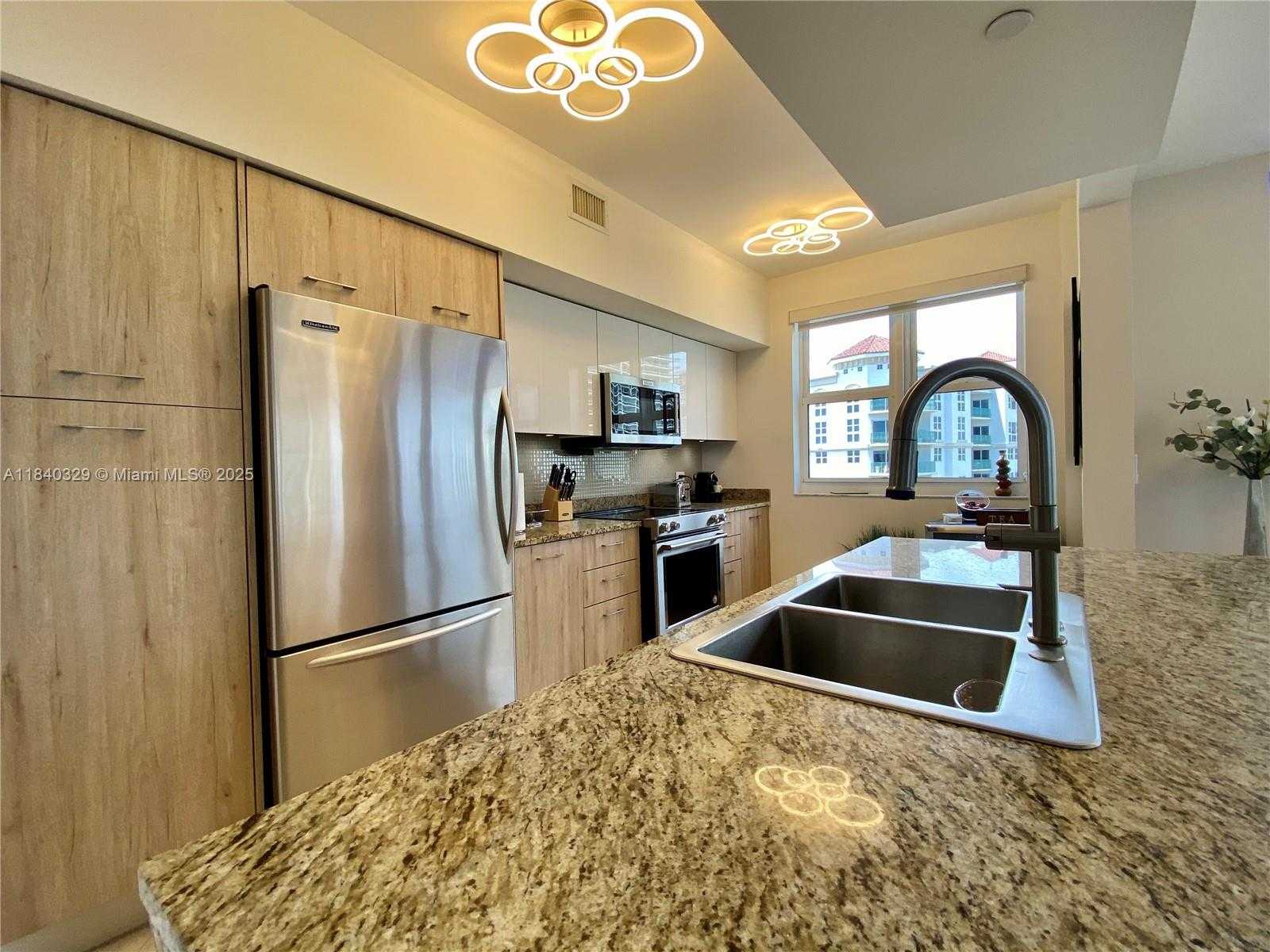 Small Image of 19900 EAST COUNTRY CLUB DR #1220, Aventura Number 5