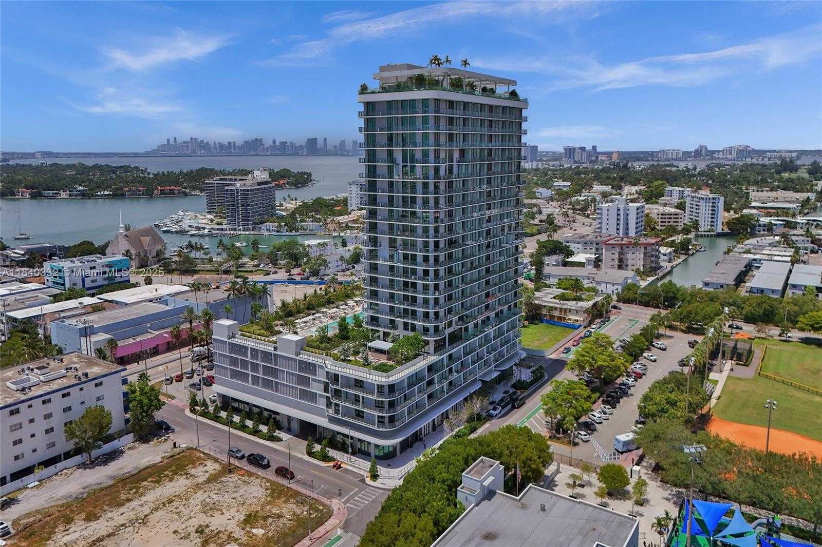 Small Image of 580 72ND ST #1208, Miami Beach Number 3