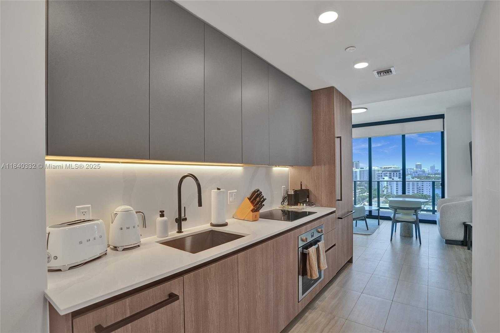 Small Image of 580 72ND ST #1208, Miami Beach Number 34