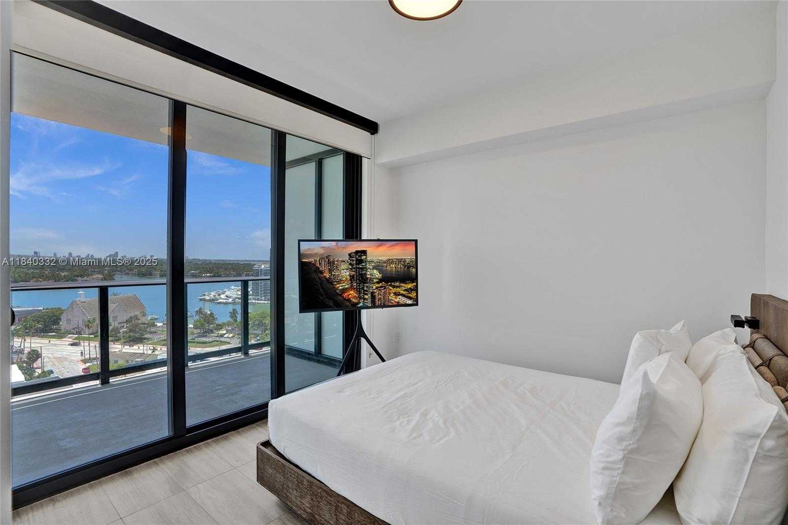 Small Image of 580 72ND ST #1208, Miami Beach Number 36
