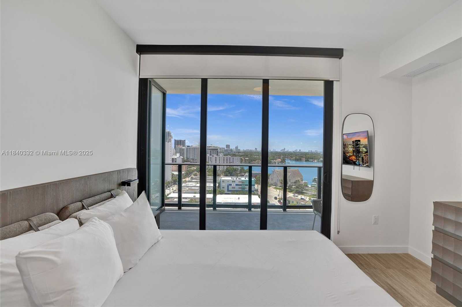 Small Image of 580 72ND ST #1208, Miami Beach Number 37