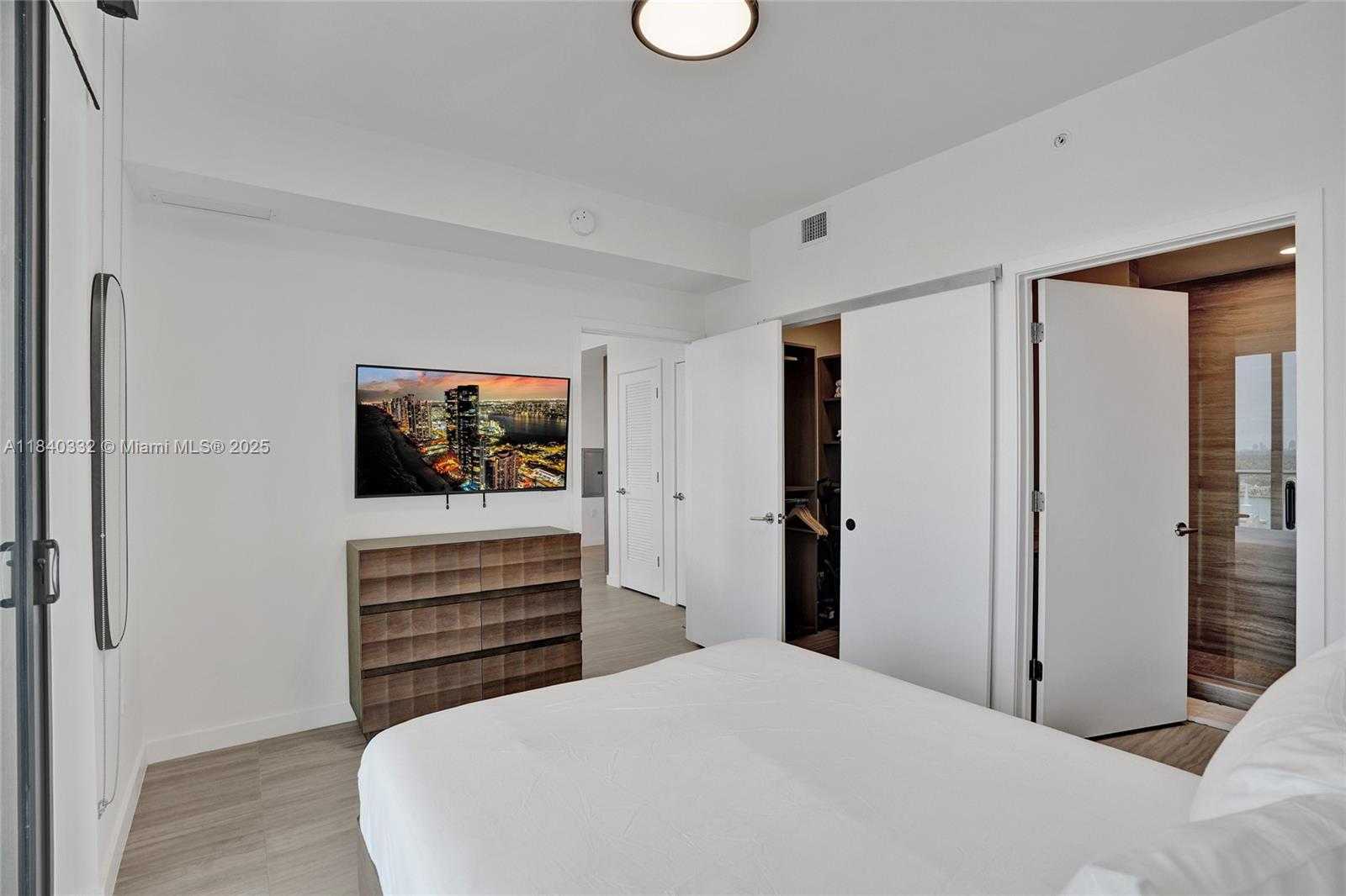 Small Image of 580 72ND ST #1208, Miami Beach Number 43