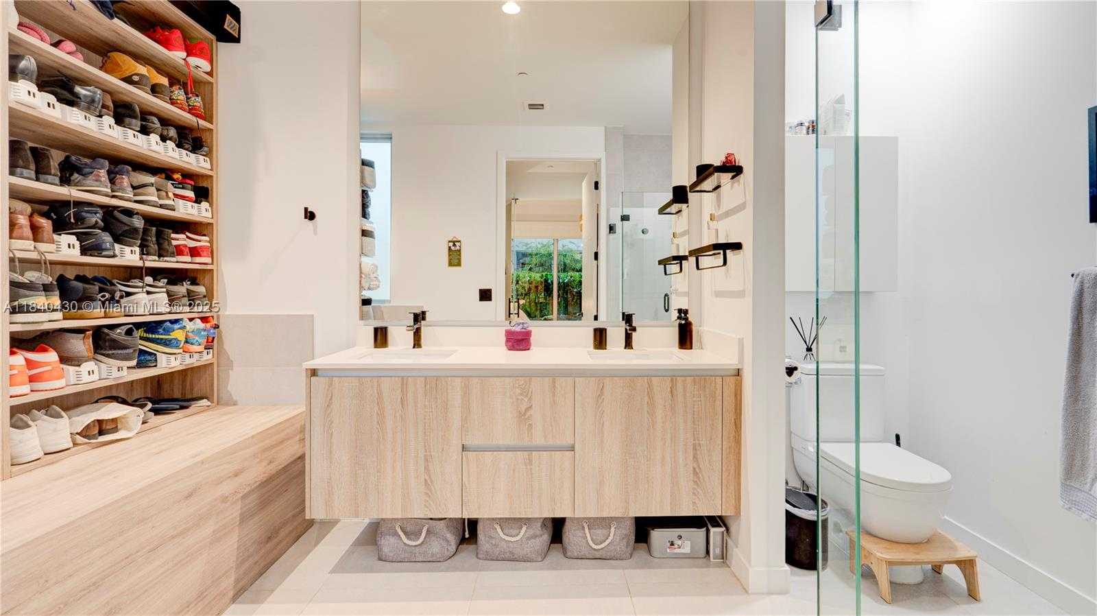 Small Image of 545 SOUTH WEST 11TH ST #105, Miami Number 28