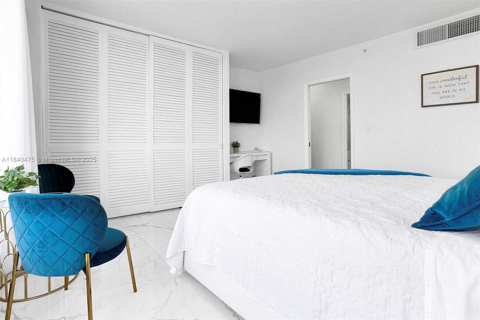 Small Image of 1720 HARRISON ST #10H, Hollywood Number 32