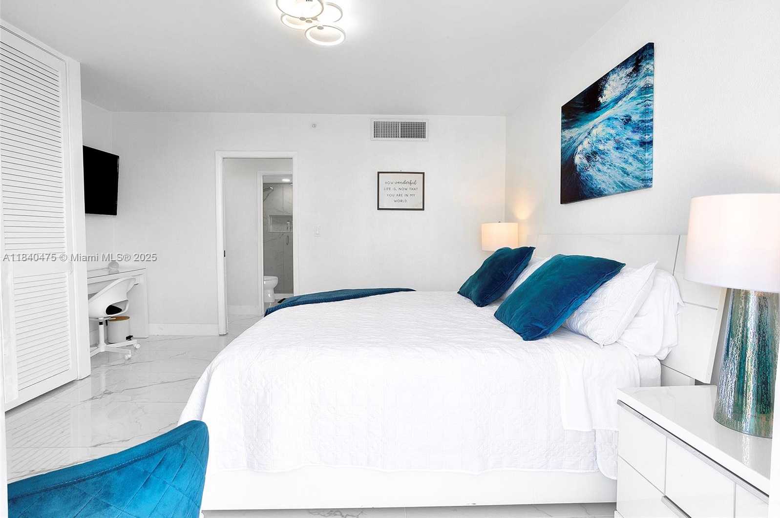 Small Image of 1720 HARRISON ST #10H, Hollywood Number 36