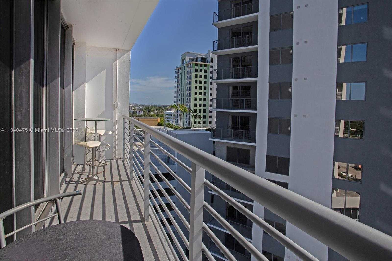 Small Image of 1720 HARRISON ST #10H, Hollywood Number 39