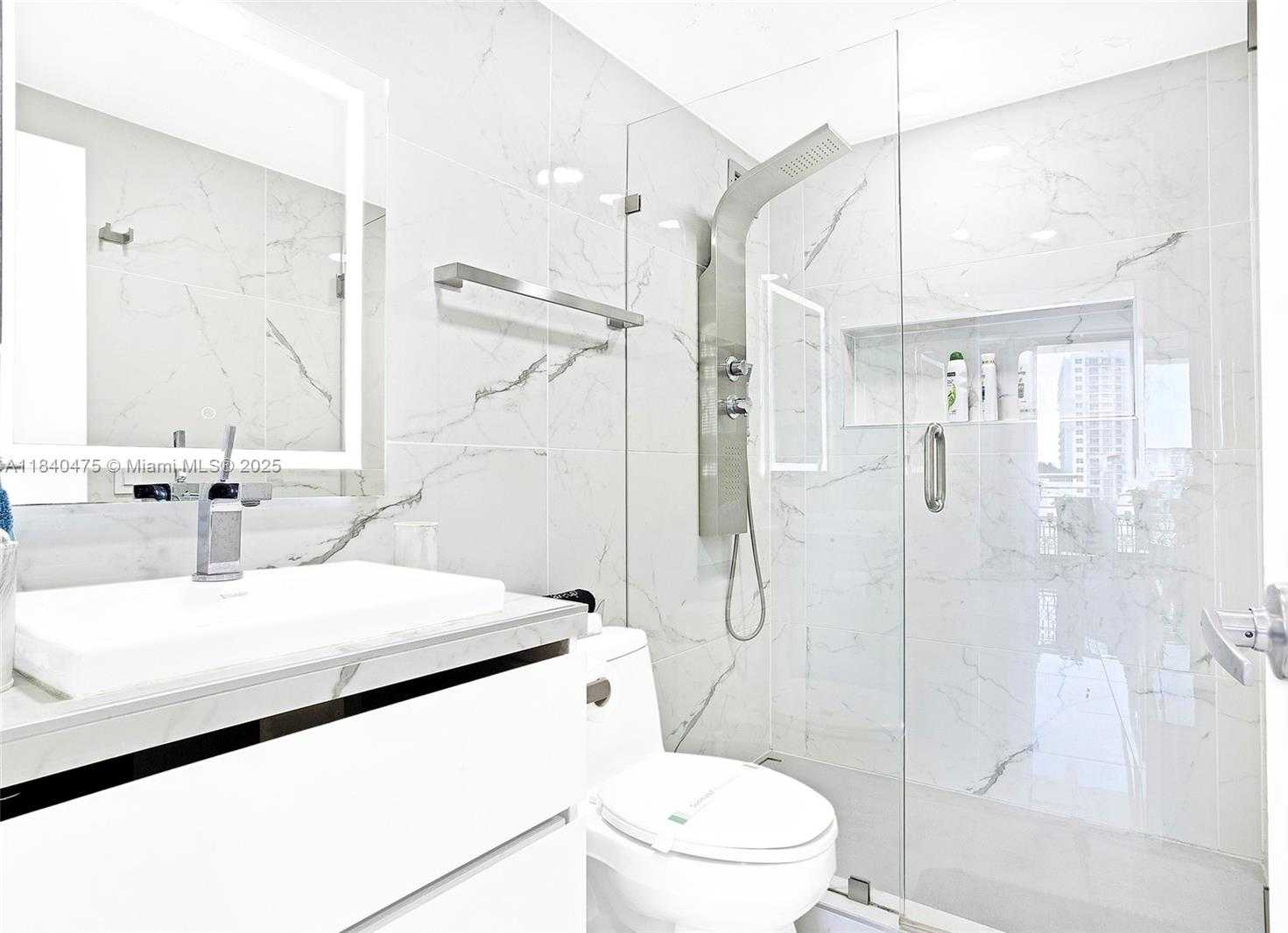 Small Image of 1720 HARRISON ST #10H, Hollywood Number 42