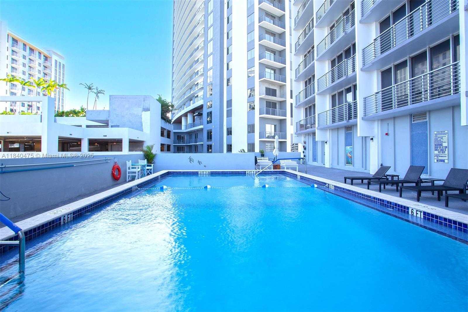 Small Image of 1720 HARRISON ST #10H, Hollywood Number 45