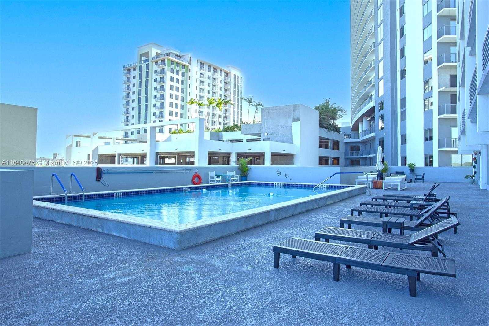 Small Image of 1720 HARRISON ST #10H, Hollywood Number 46