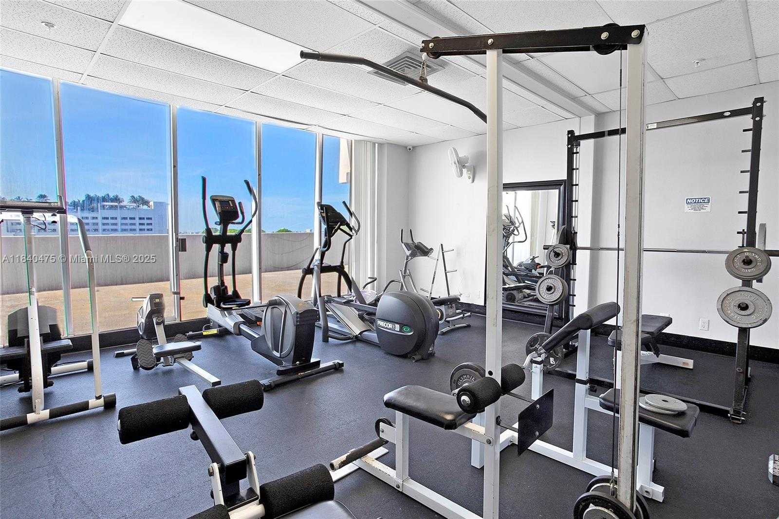 Small Image of 1720 HARRISON ST #10H, Hollywood Number 49