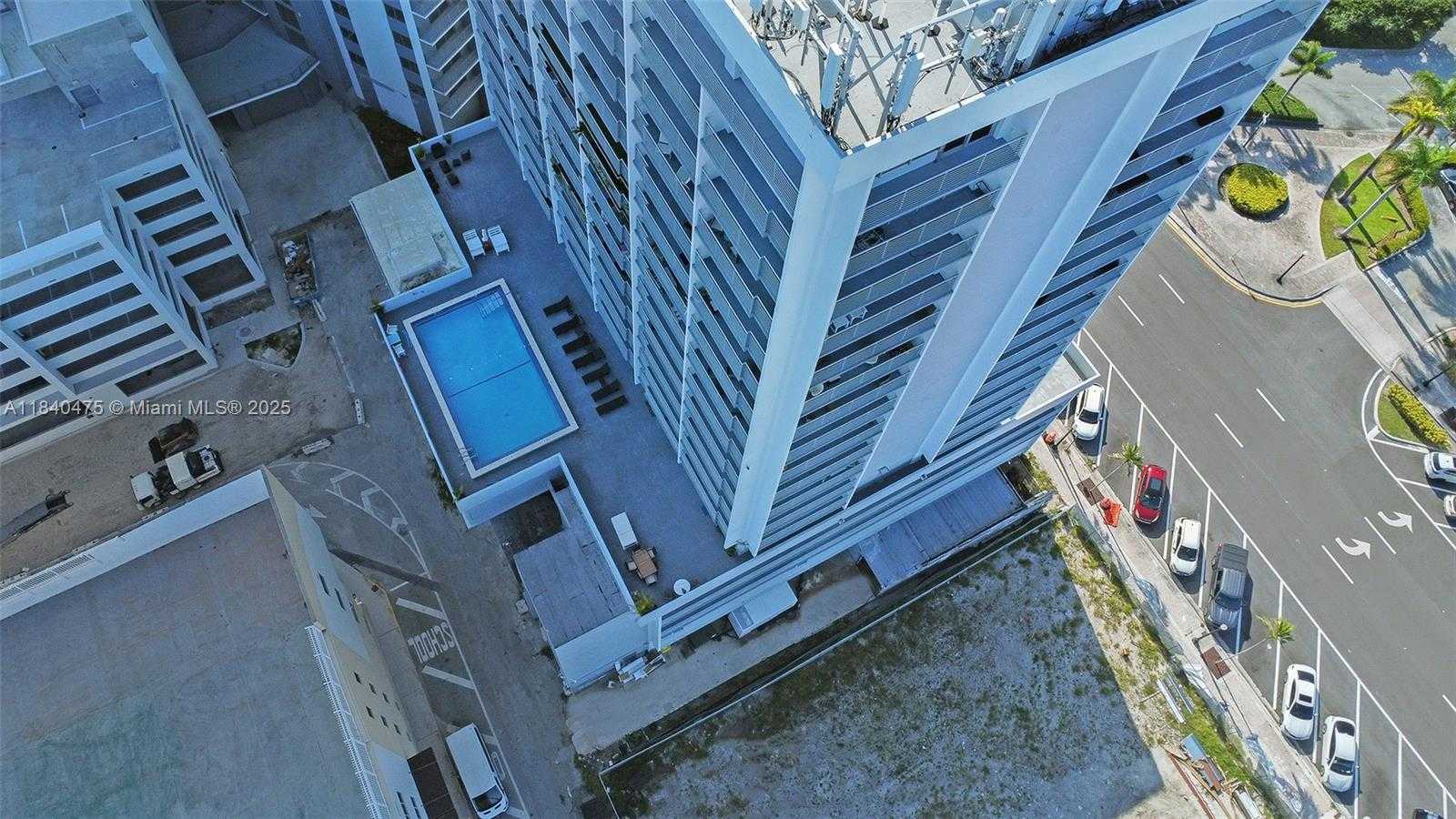 Small Image of 1720 HARRISON ST #10H, Hollywood Number 58