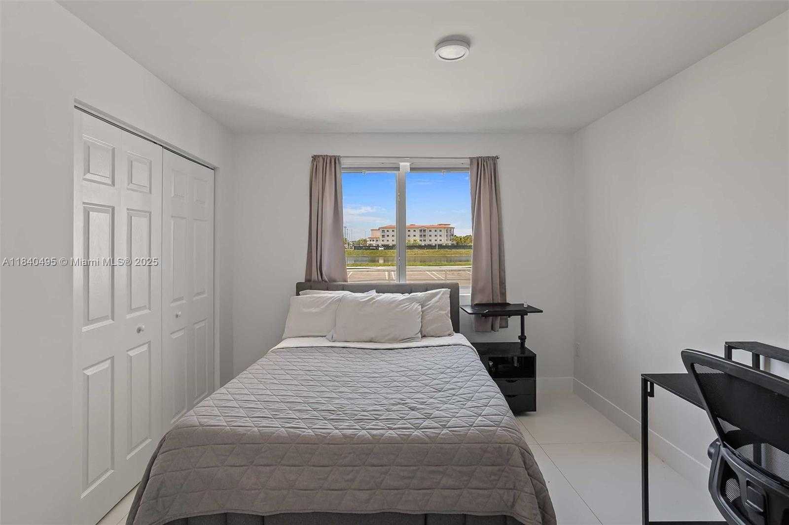 Small Image of 10950 NORTH WEST 82ND STREET #109, Doral Number 11