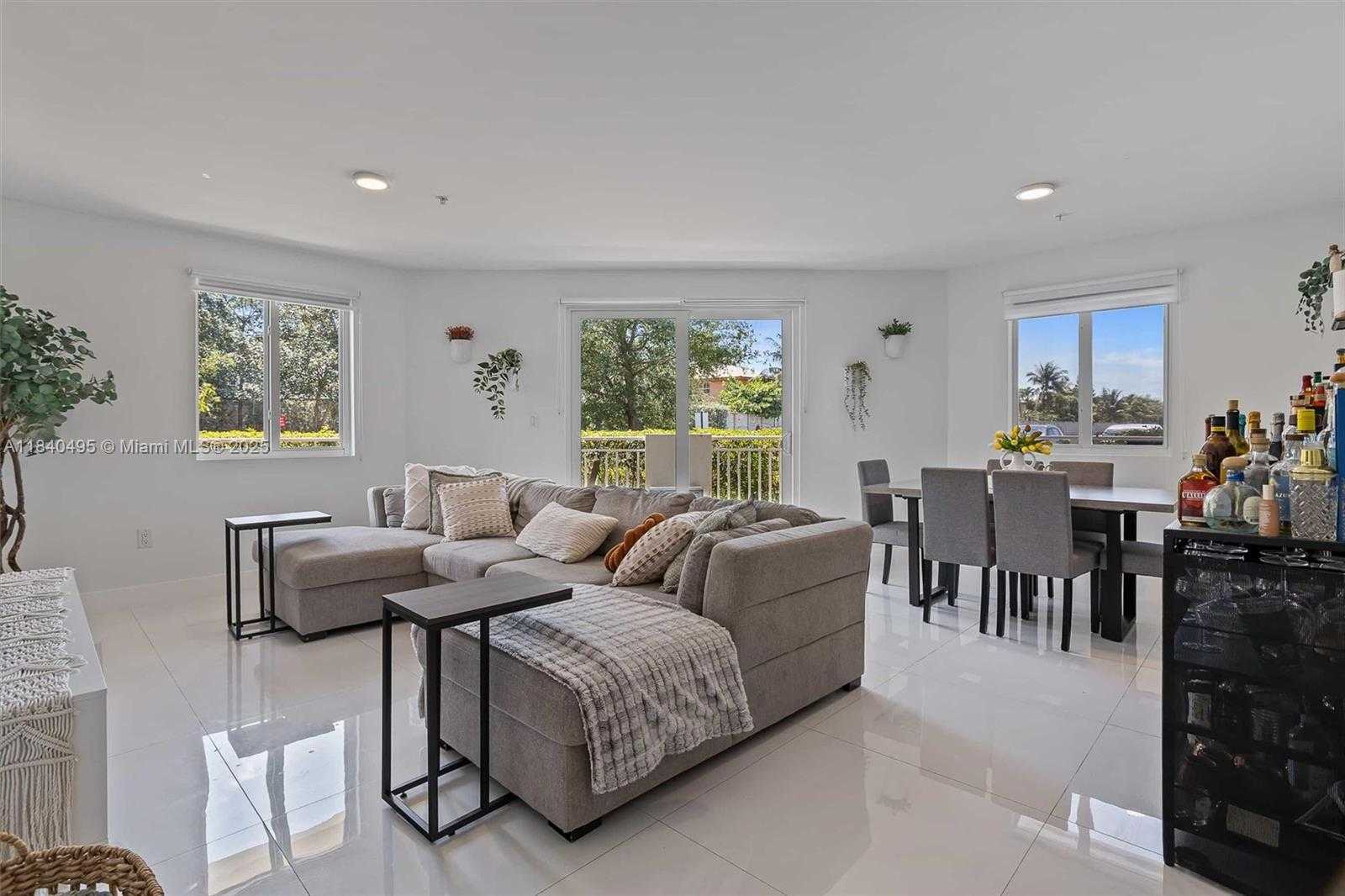 Small Image of 10950 NORTH WEST 82ND STREET #109, Doral Number 3