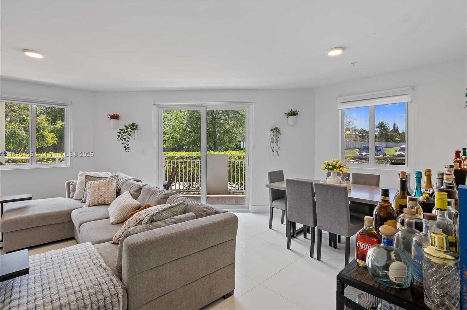 Small Image of 10950 NORTH WEST 82ND STREET #109, Doral Number 4
