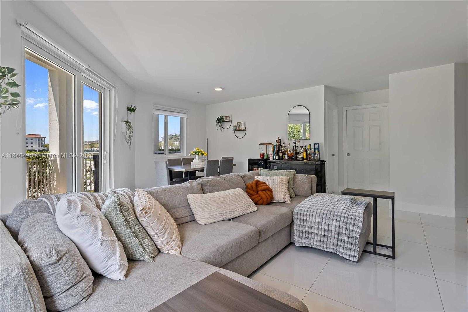 Small Image of 10950 NORTH WEST 82ND STREET #109, Doral Number 5
