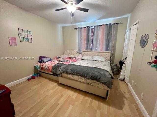 Small Image of 17 SIMONTON CIR #17, Weston Number 17