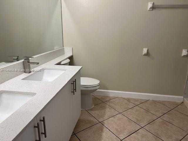 Small Image of 17 SIMONTON CIR #17, Weston Number 21