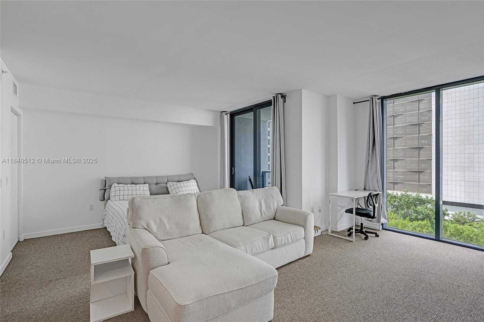 Small Image of 31 SOUTH EAST 6TH ST #805, Miami Number 14