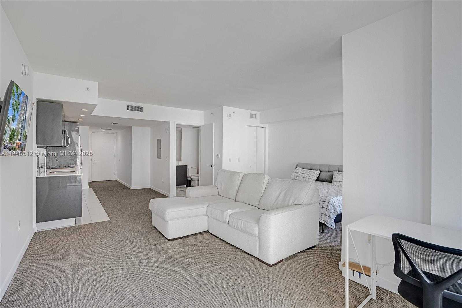 Small Image of 31 SOUTH EAST 6TH ST #805, Miami Number 15