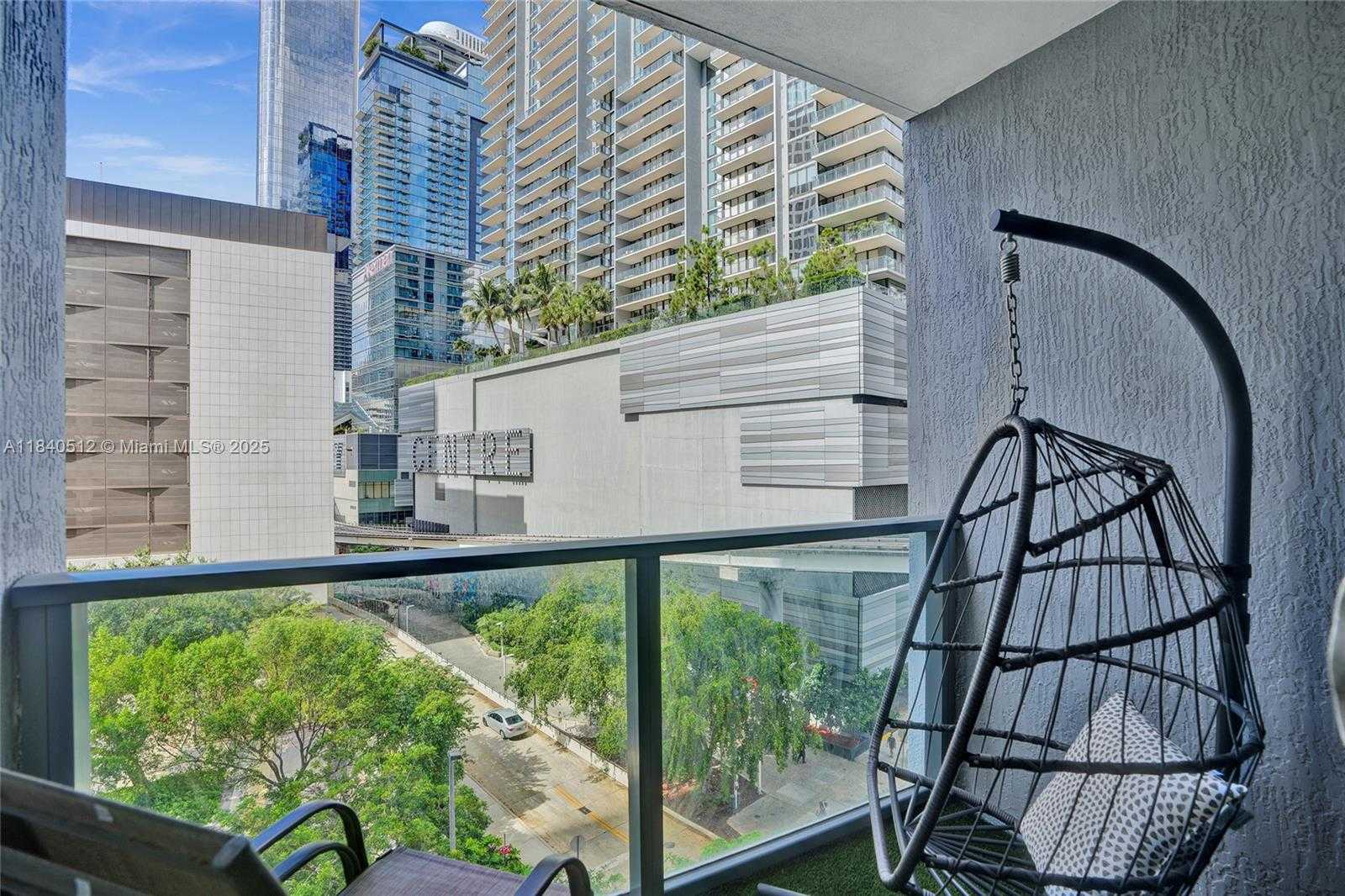 Small Image of 31 SOUTH EAST 6TH ST #805, Miami Number 29