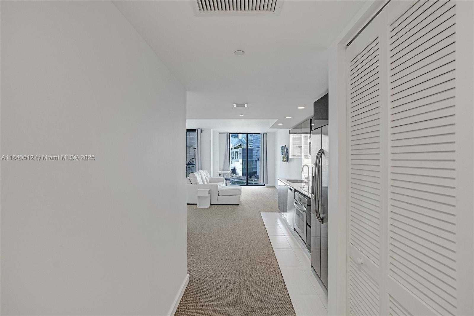 Small Image of 31 SOUTH EAST 6TH ST #805, Miami Number 5
