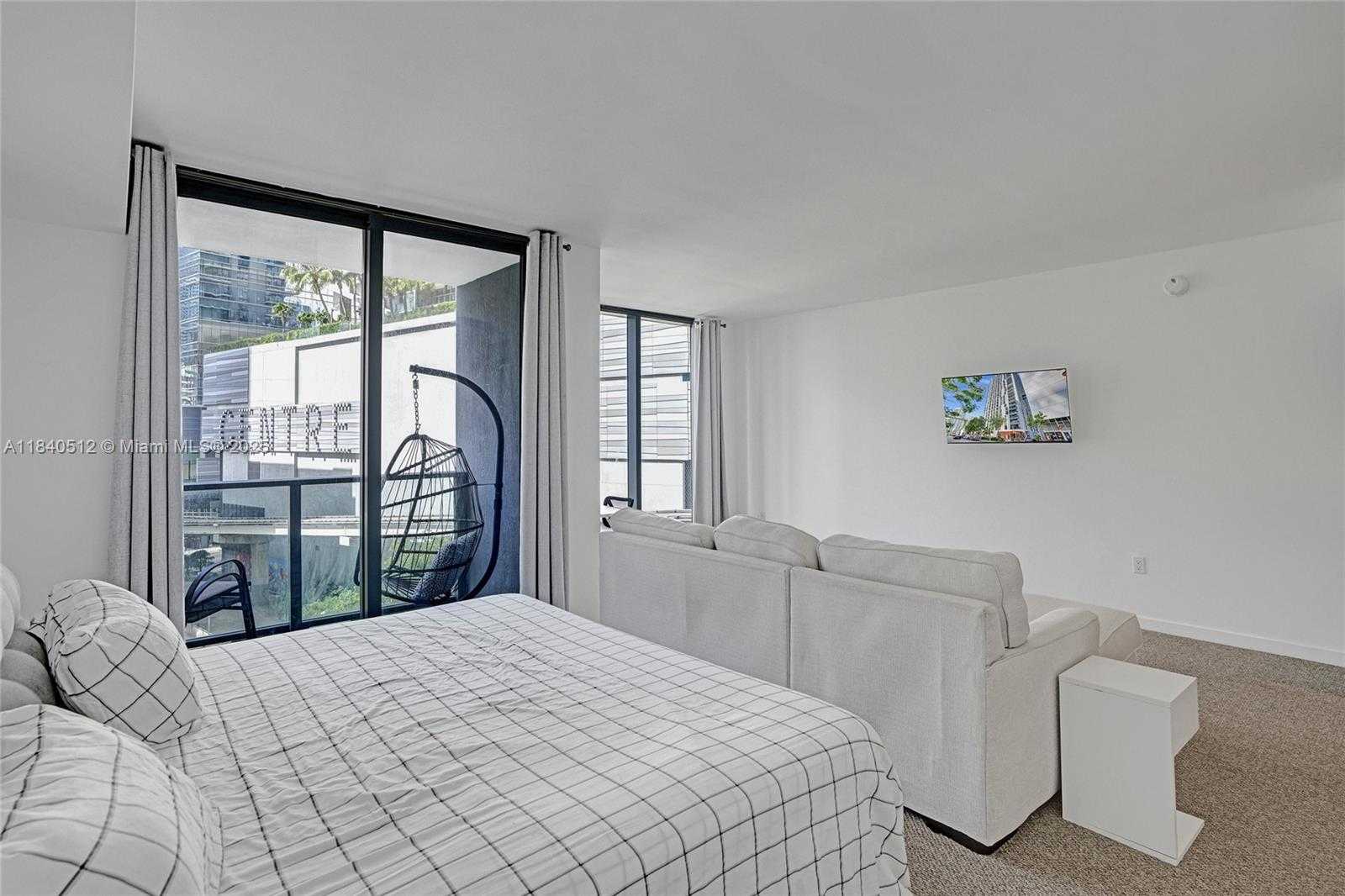 Small Image of 31 SOUTH EAST 6TH ST #805, Miami Number 8