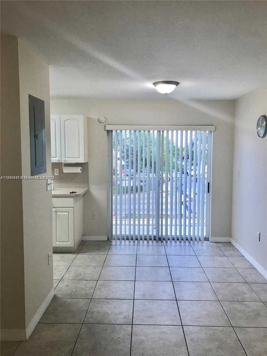 Small Image of 3201 WEST FLAGLER ST #102, Miami Number 7