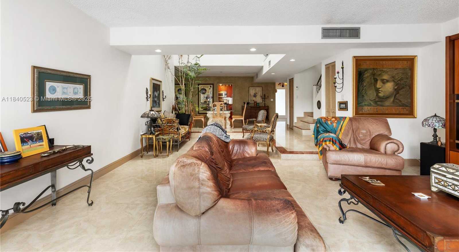 Small Image of 214 POINCIANA DR #204, Sunny Isles Beach Number 15